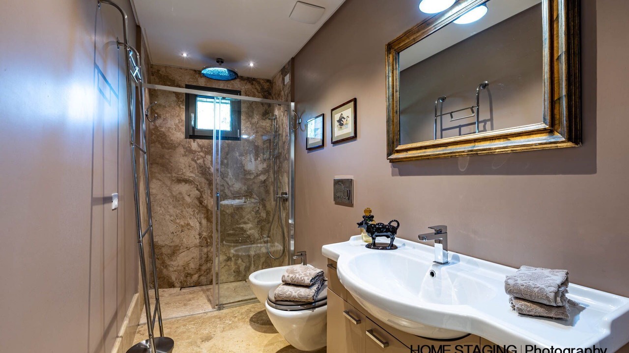 Photo of Bathroom in Radicondoli