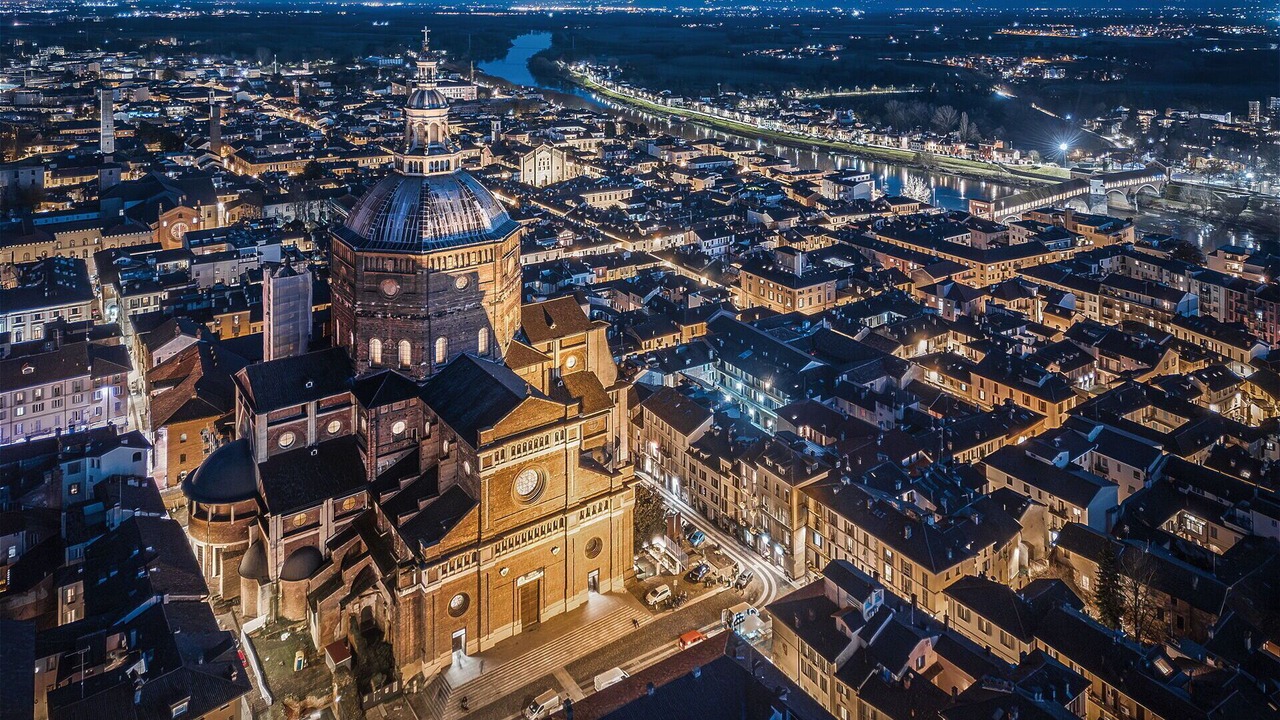Photo of Others in Pavia