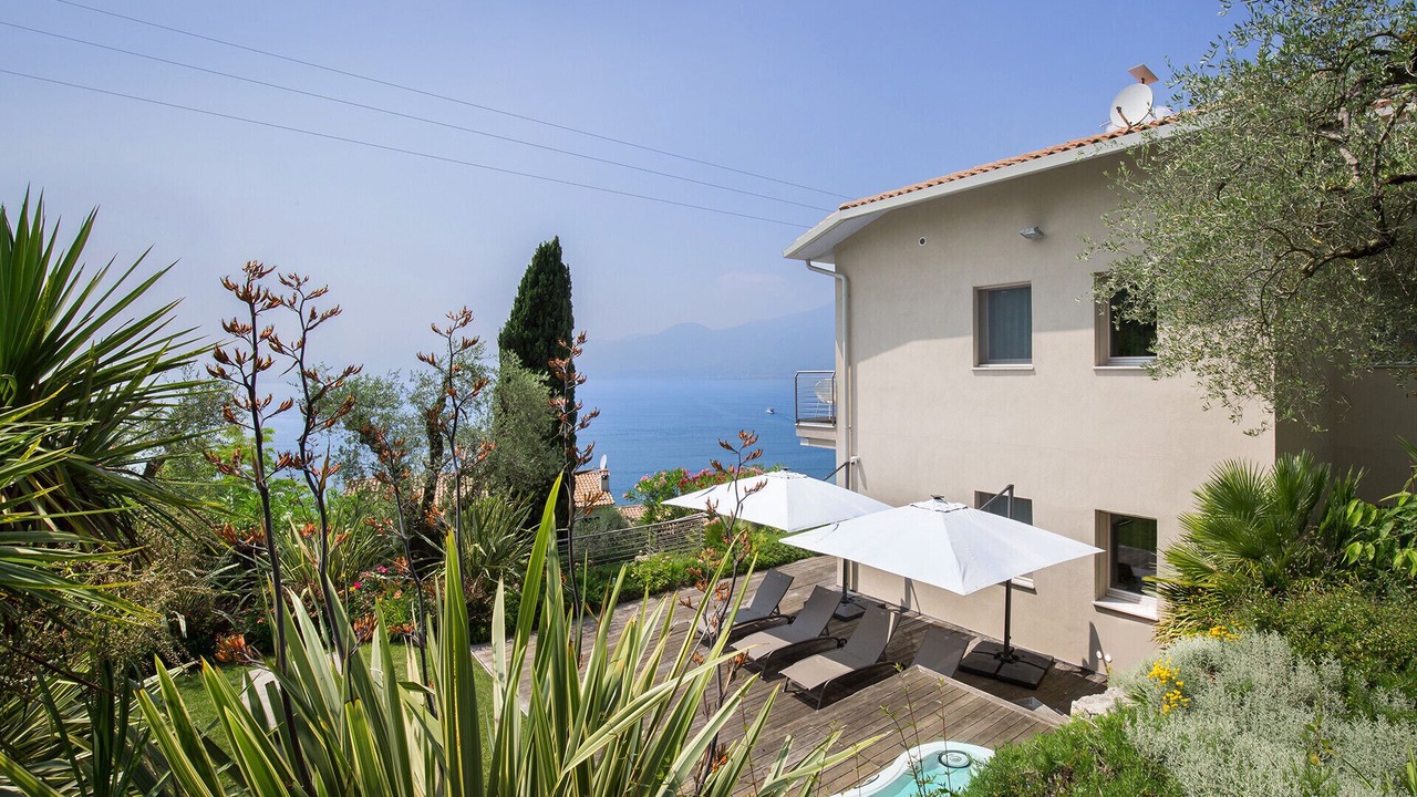 Photo of Patio Balcony in Torri del Benaco