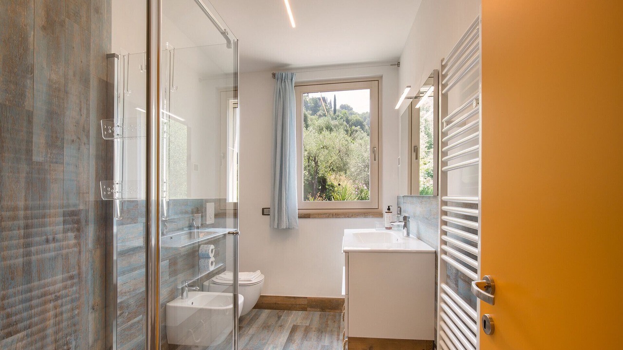 Photo of Bathroom in Torri del Benaco