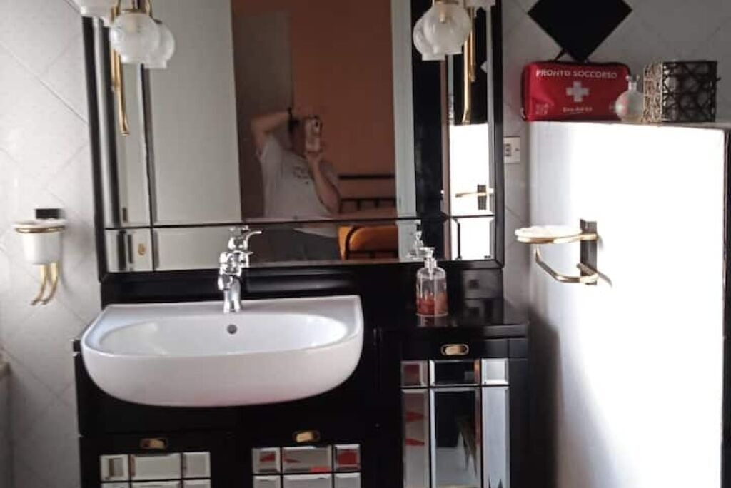 Photo of Bathroom in Baunei