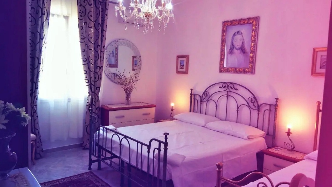 Photo of Bedroom in Baia Verde