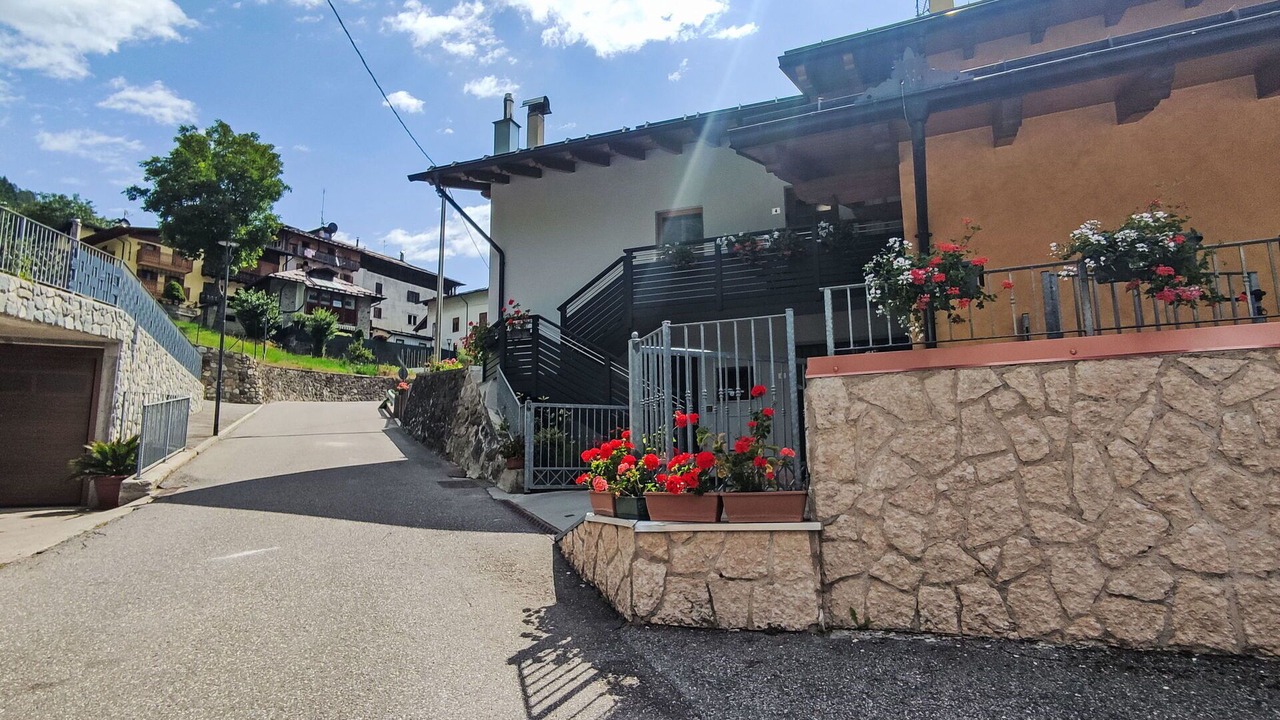 Photo of Patio Balcony in Commezzadura