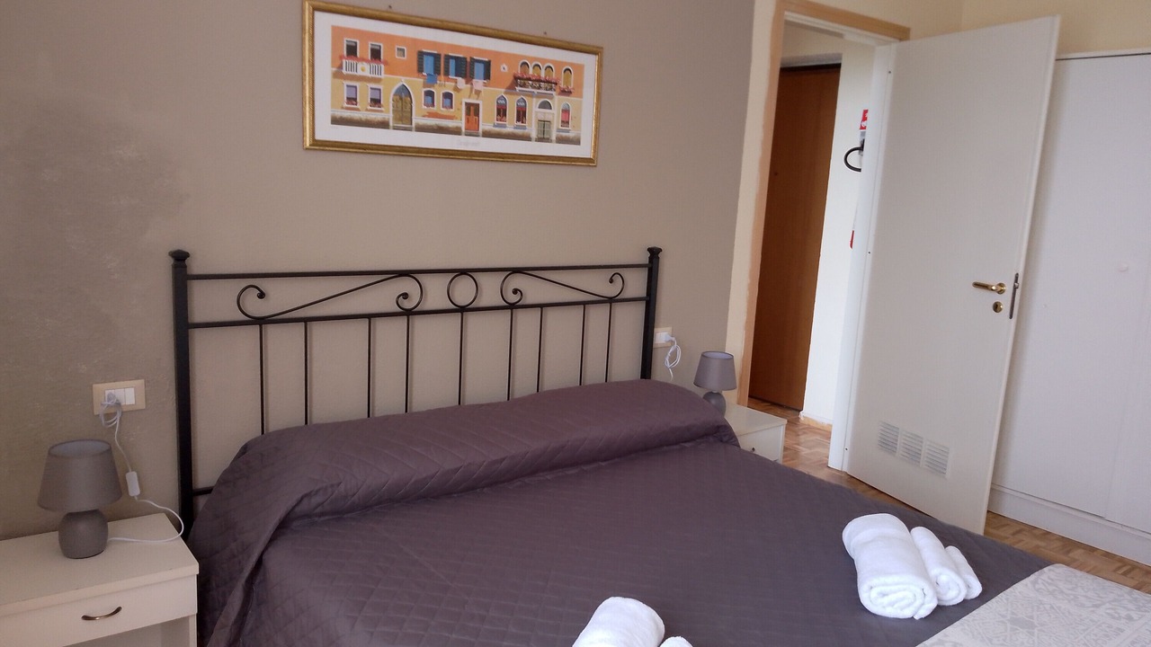 Photo of Bedroom in Menconico