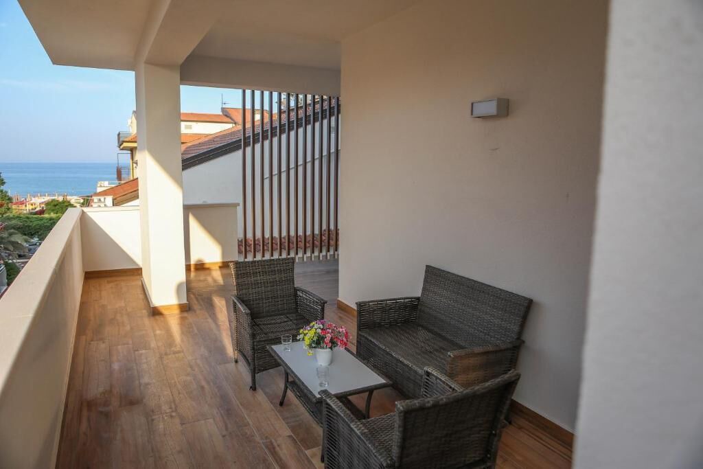 Photo of Patio Balcony in Ciro Marina