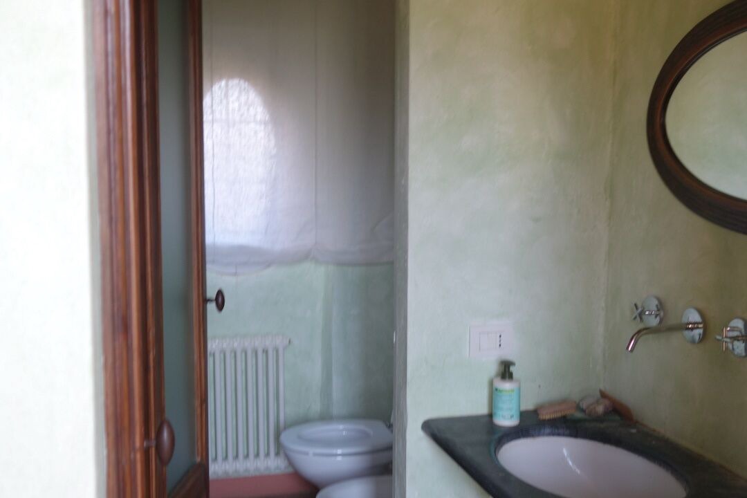 Photo of Bathroom in Borgonovo Val Tidone