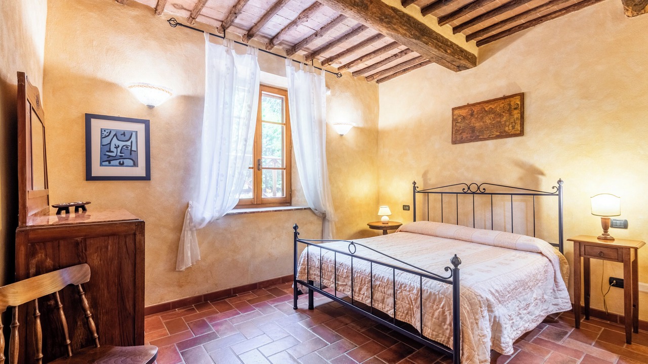 Photo of Bedroom in Monticiano