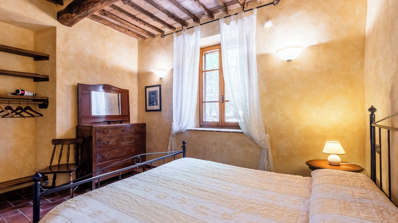 Photo of Bedroom in Monticiano