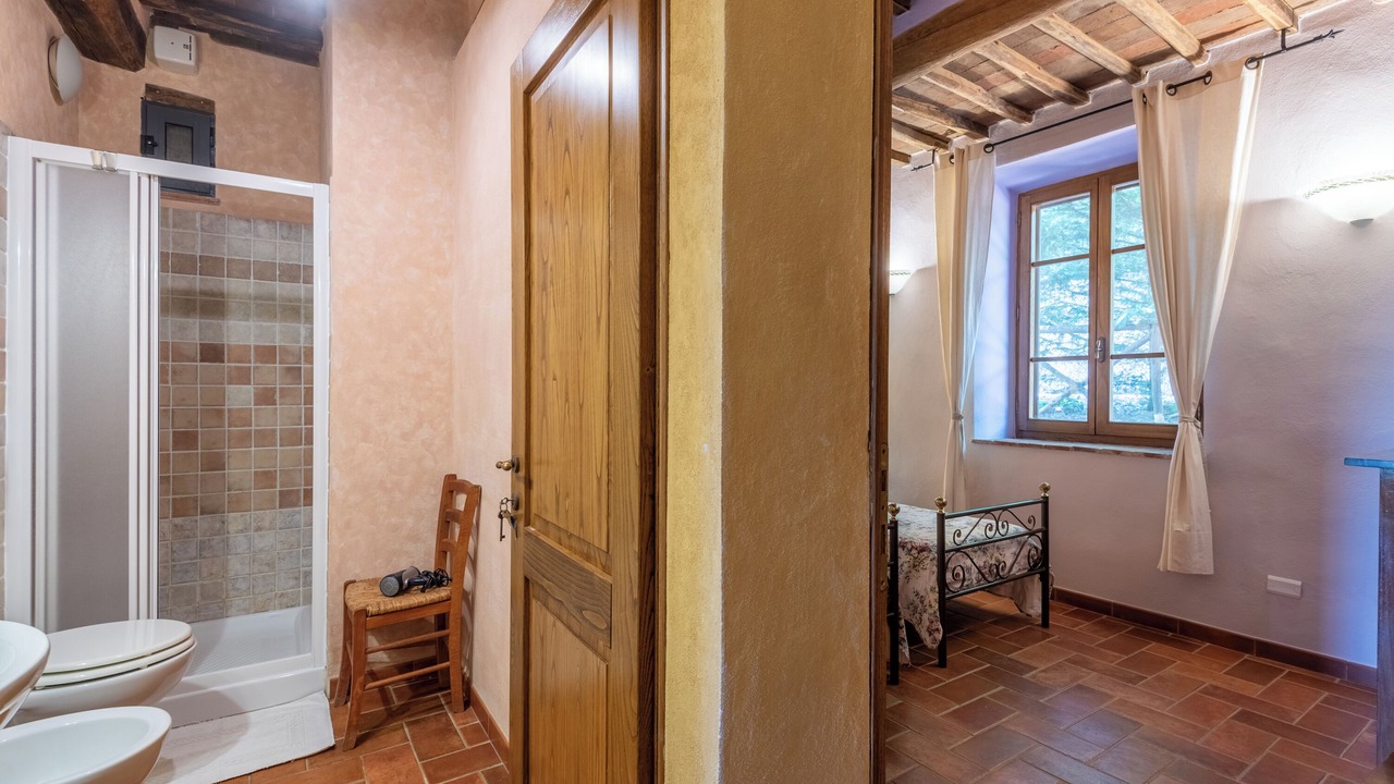Photo of Bathroom in Monticiano