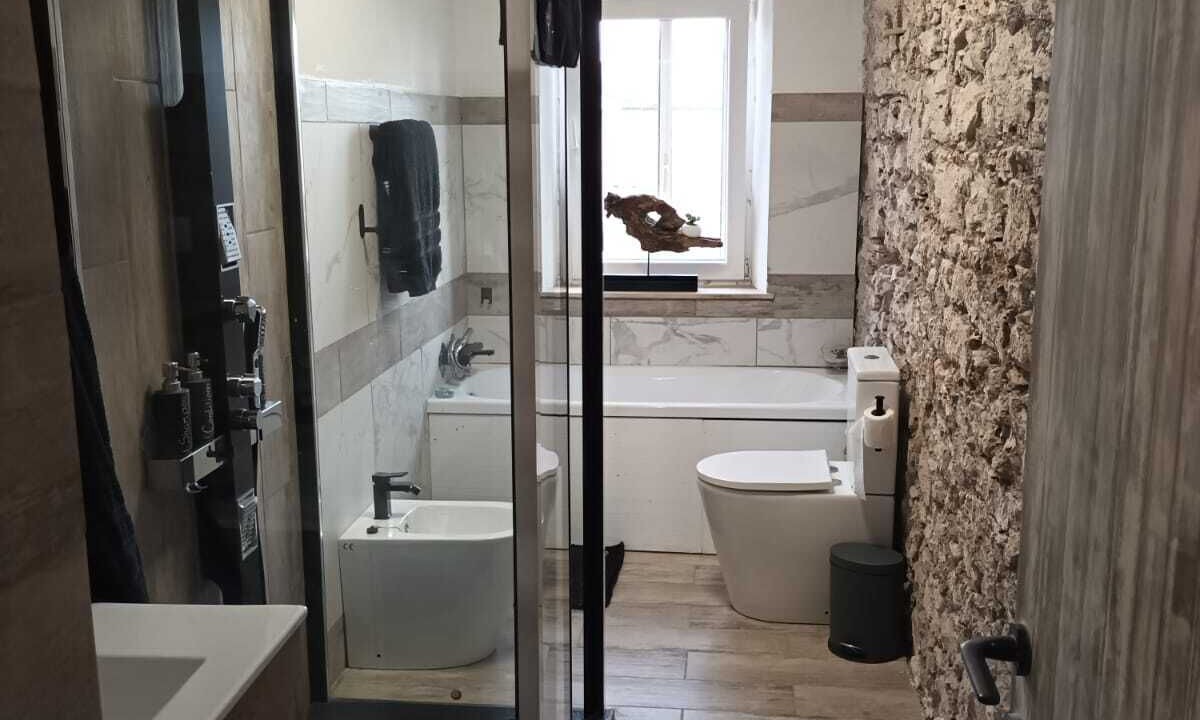 Photo of Bathroom in Baschi