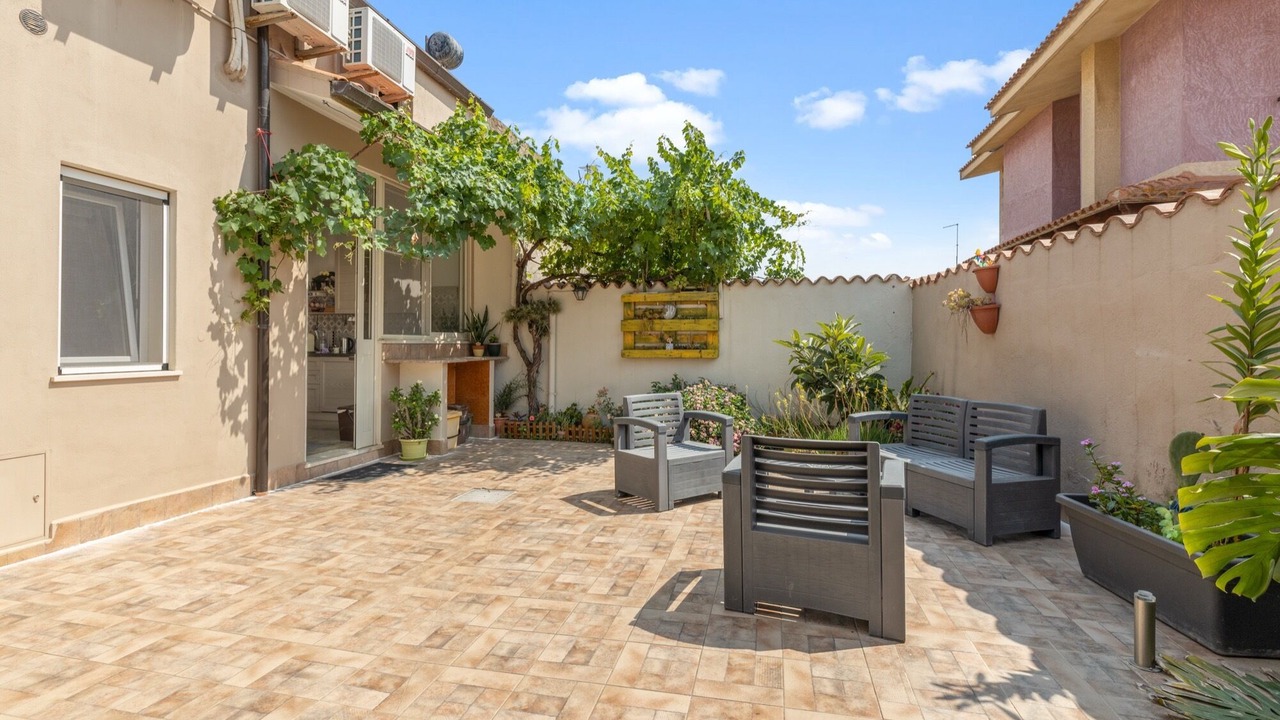 Photo of Patio Balcony in Riola Sardo