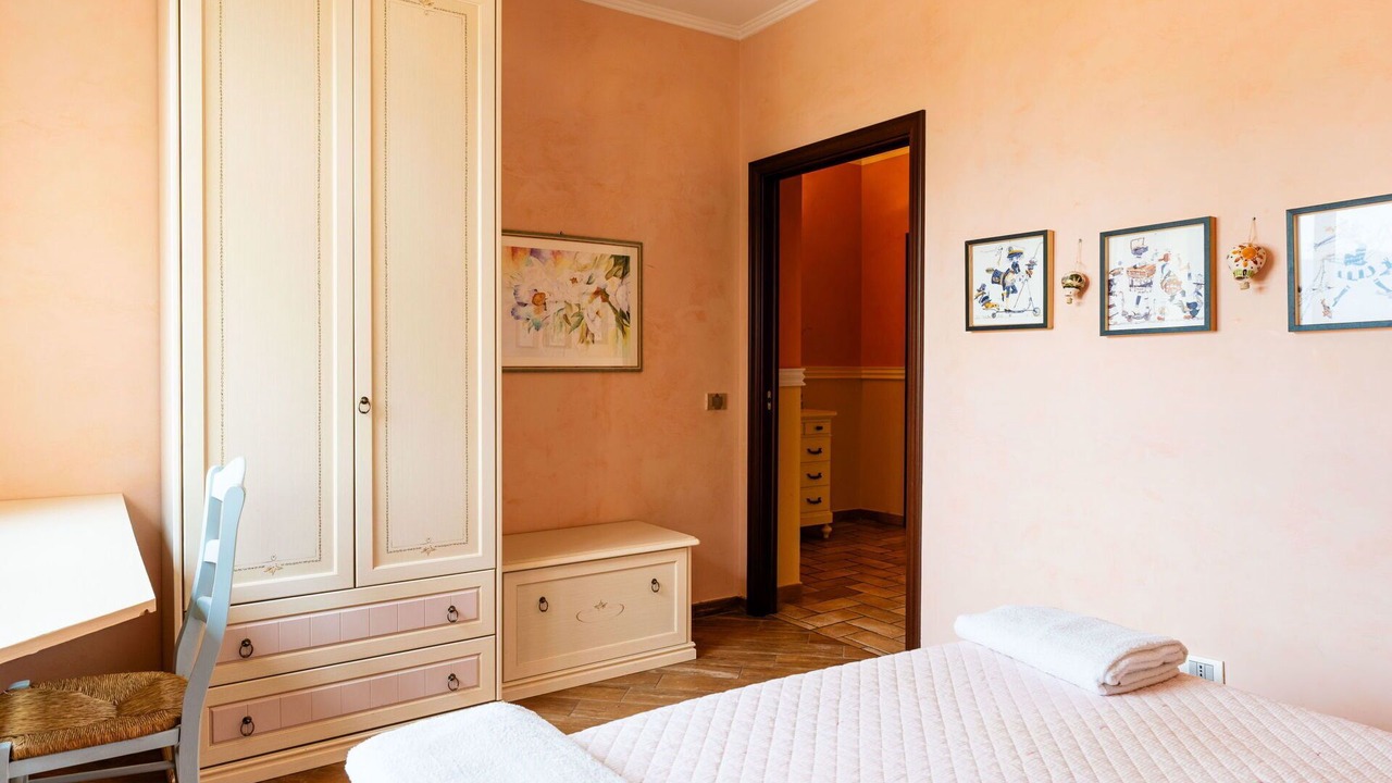 Photo of Bedroom in Borghetto Santo Spirito