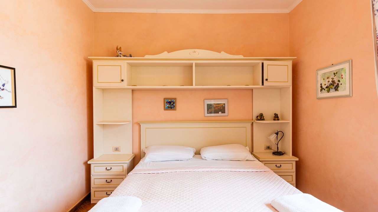 Photo of Bedroom in Borghetto Santo Spirito
