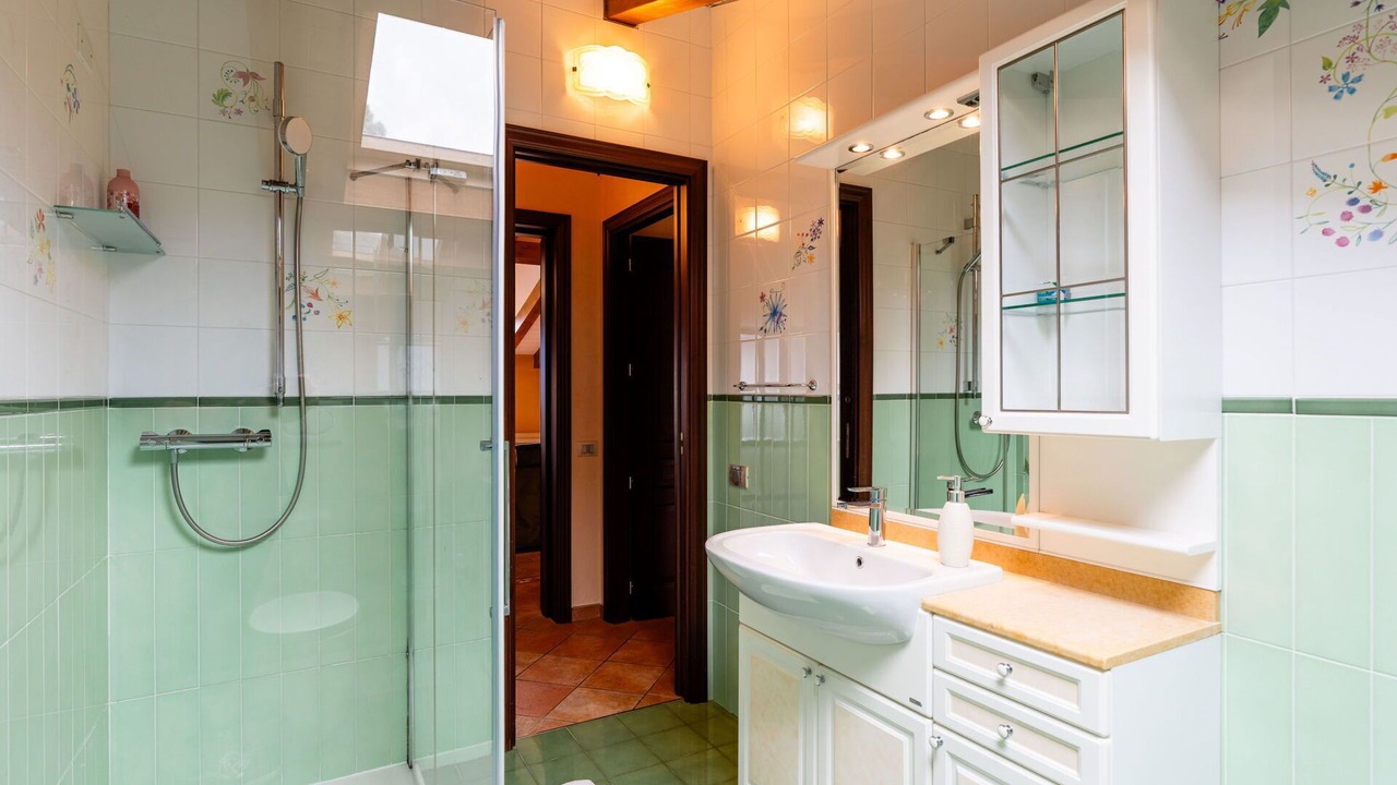 Photo of Bathroom in Borghetto Santo Spirito