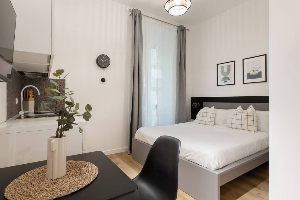 Photo of Bedroom in Trieste Old Town