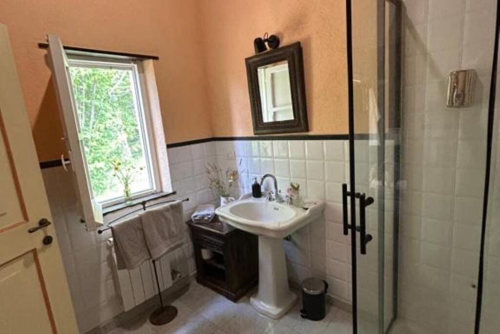 Photo of Bathroom in Brugnato