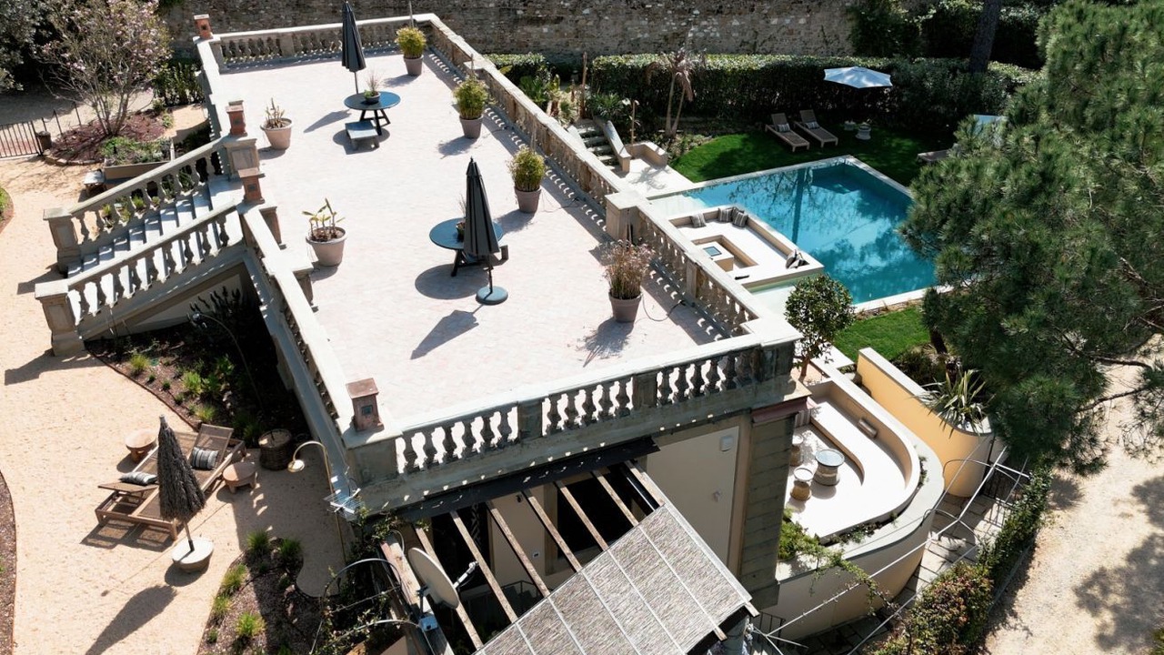 Photo of Patio Balcony in Le Cure