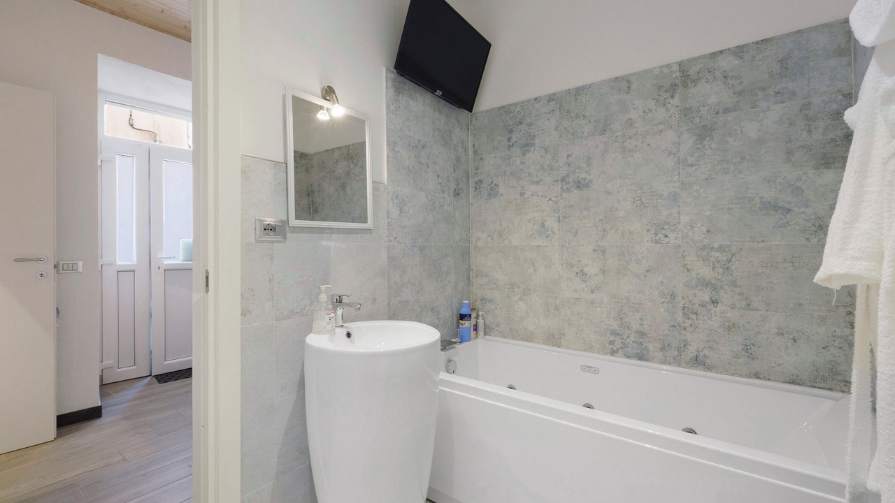 Photo of Bathroom in Borzonasca