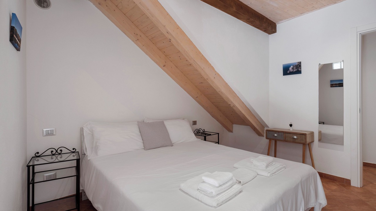 Photo of Bedroom in Borzonasca