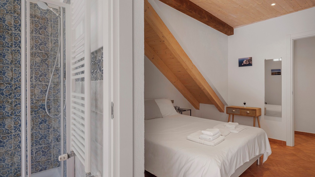 Photo of Bedroom in Borzonasca