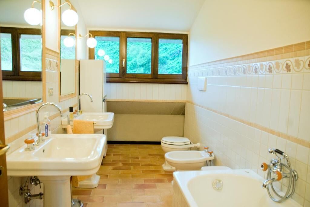 Photo of Bathroom in Ascoli Piceno