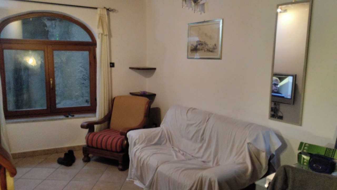 Photo of Livingroom in Intra
