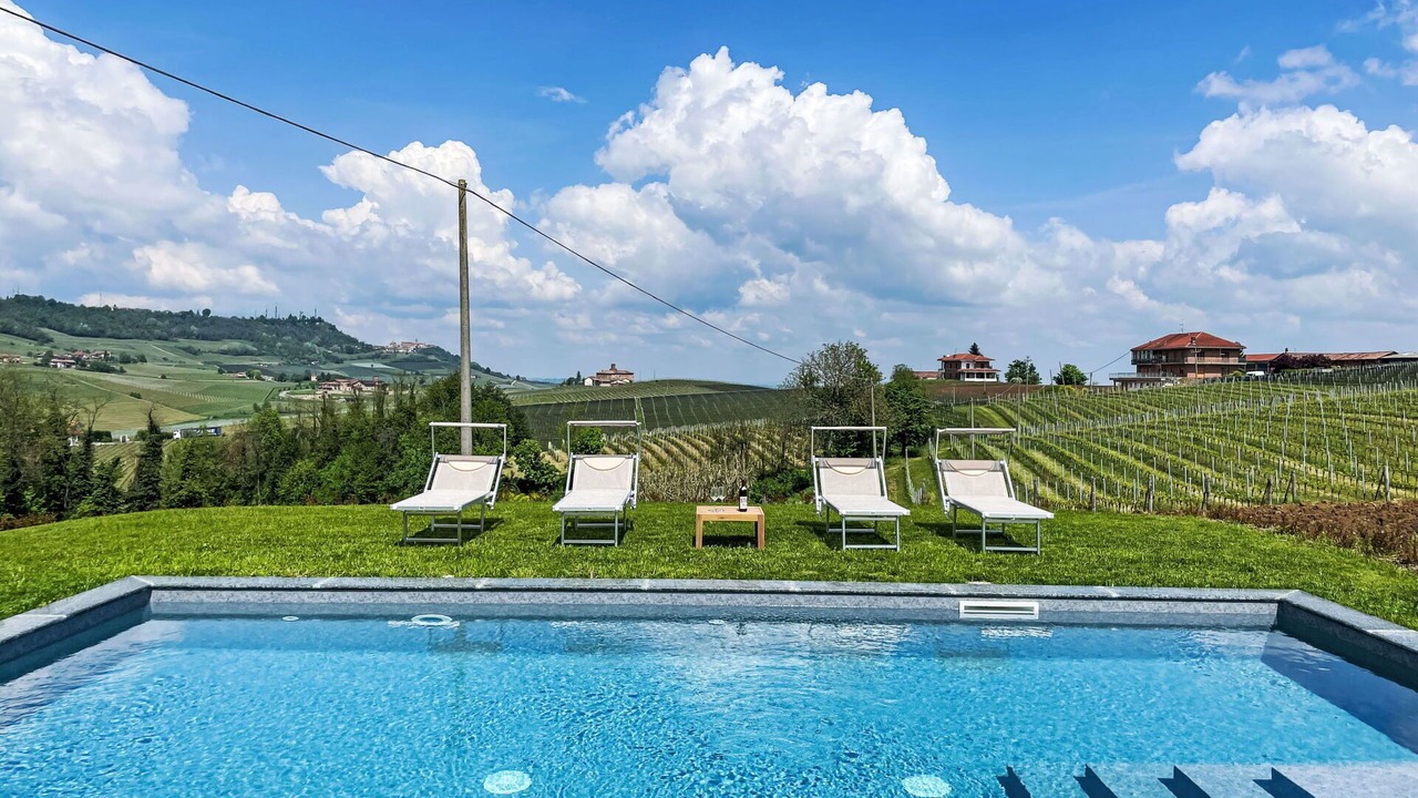 Photo of Outdoor in Novello
