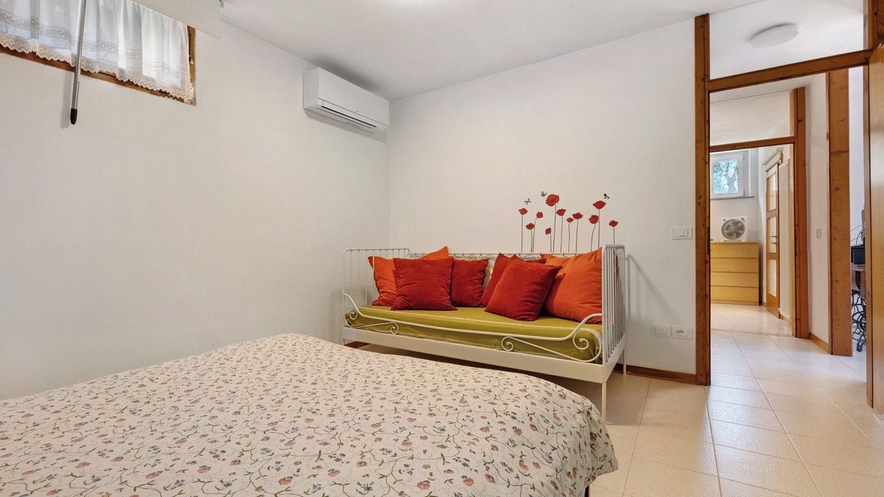 Photo of Bedroom in Assenza