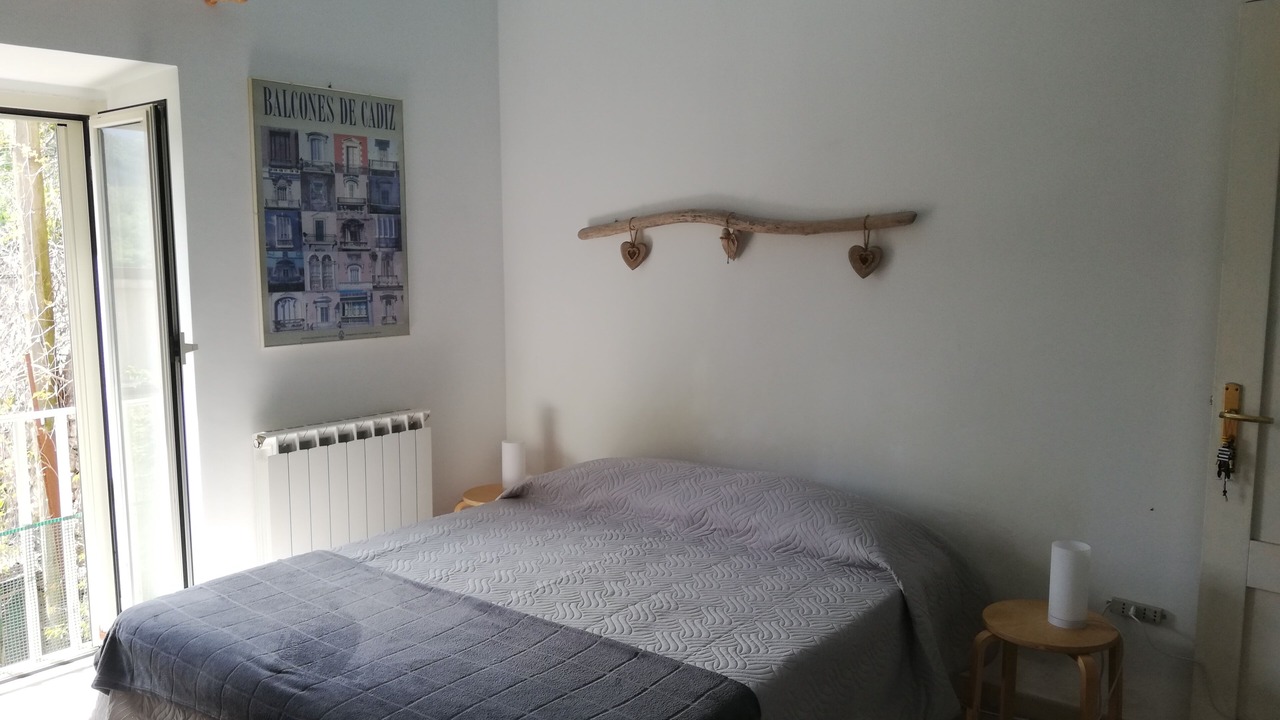 Photo of Bedroom in Piediluco