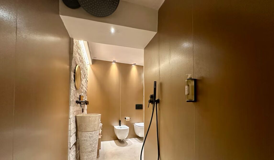 Photo of Bathroom in Tivoli