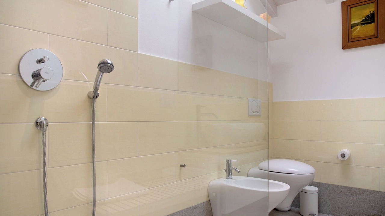 Photo of Bathroom in Laveno