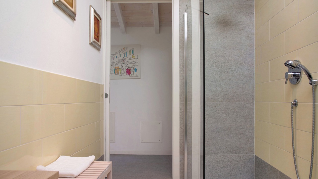 Photo of Bathroom in Laveno