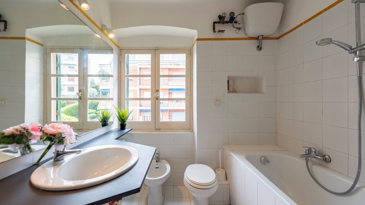 Photo of Bathroom in Boccadasse