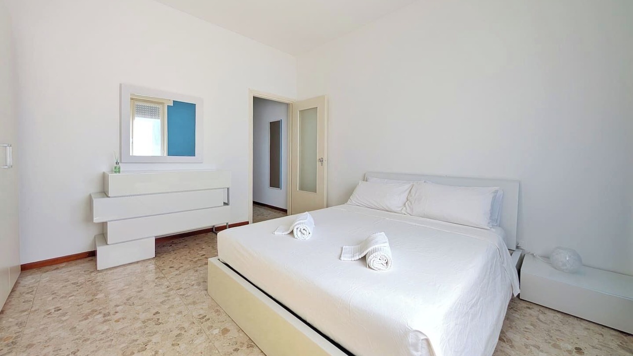 Photo of Bedroom in Crema