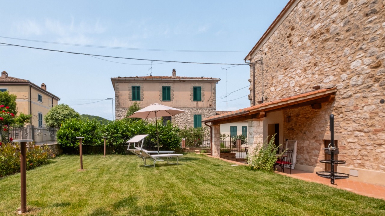 Photo of Outdoor in Semproniano