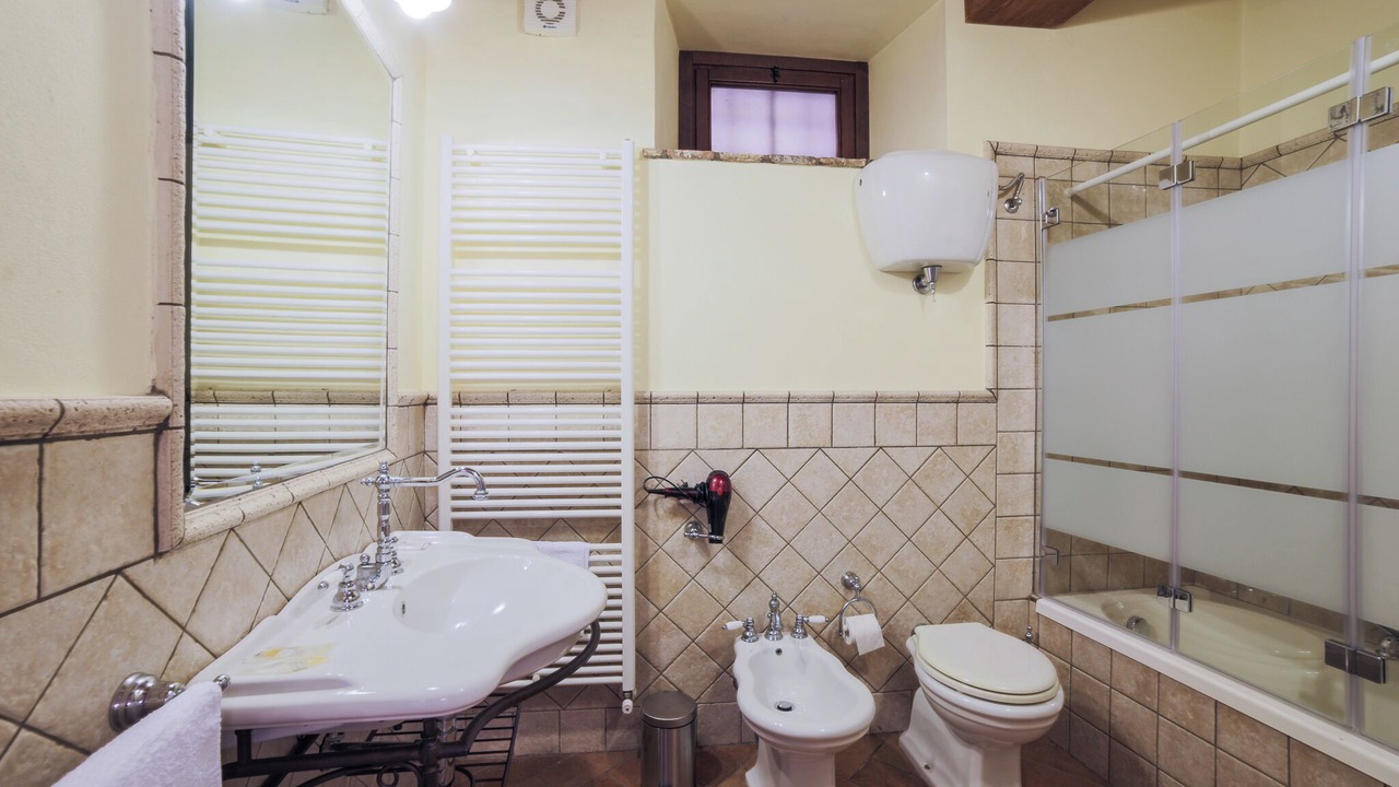 Photo of Bathroom in Bovara