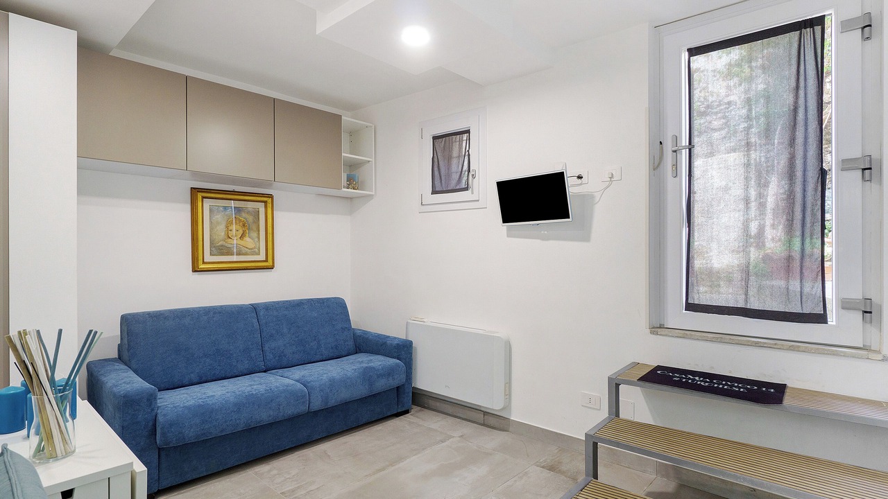 Photo of Livingroom in Historical Downtown Salerno