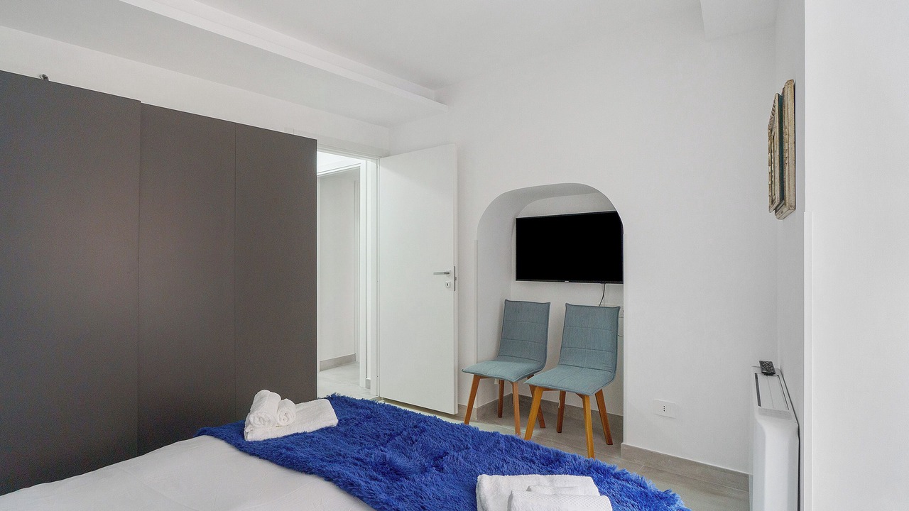 Photo of Bedroom in Historical Downtown Salerno
