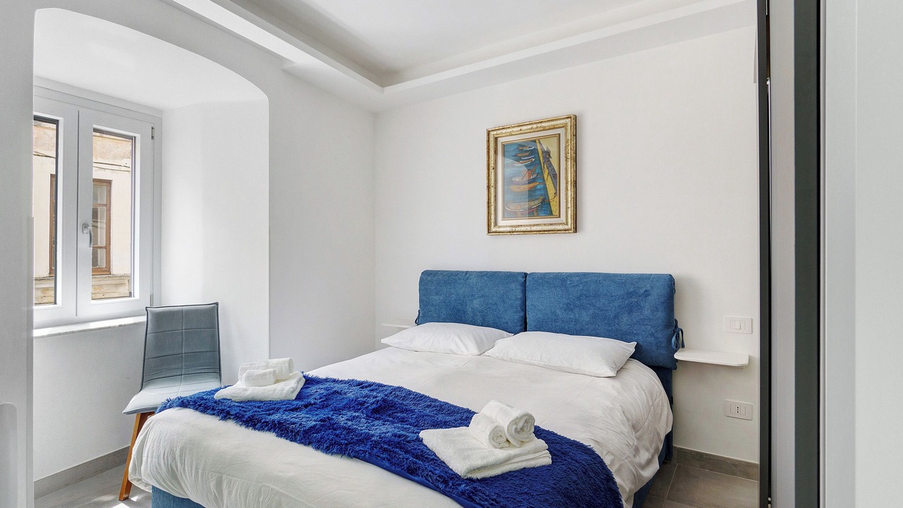 Photo of Bedroom in Historical Downtown Salerno