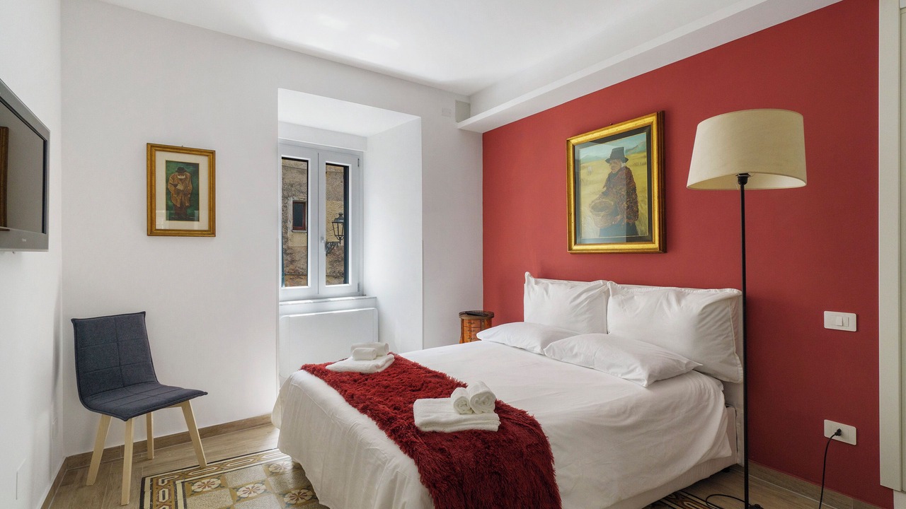 Photo of Bedroom in Historical Downtown Salerno
