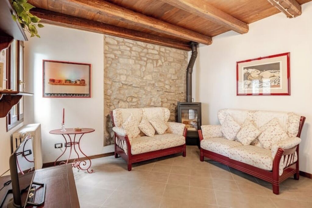 Photo of Livingroom in Castello di Serravalle