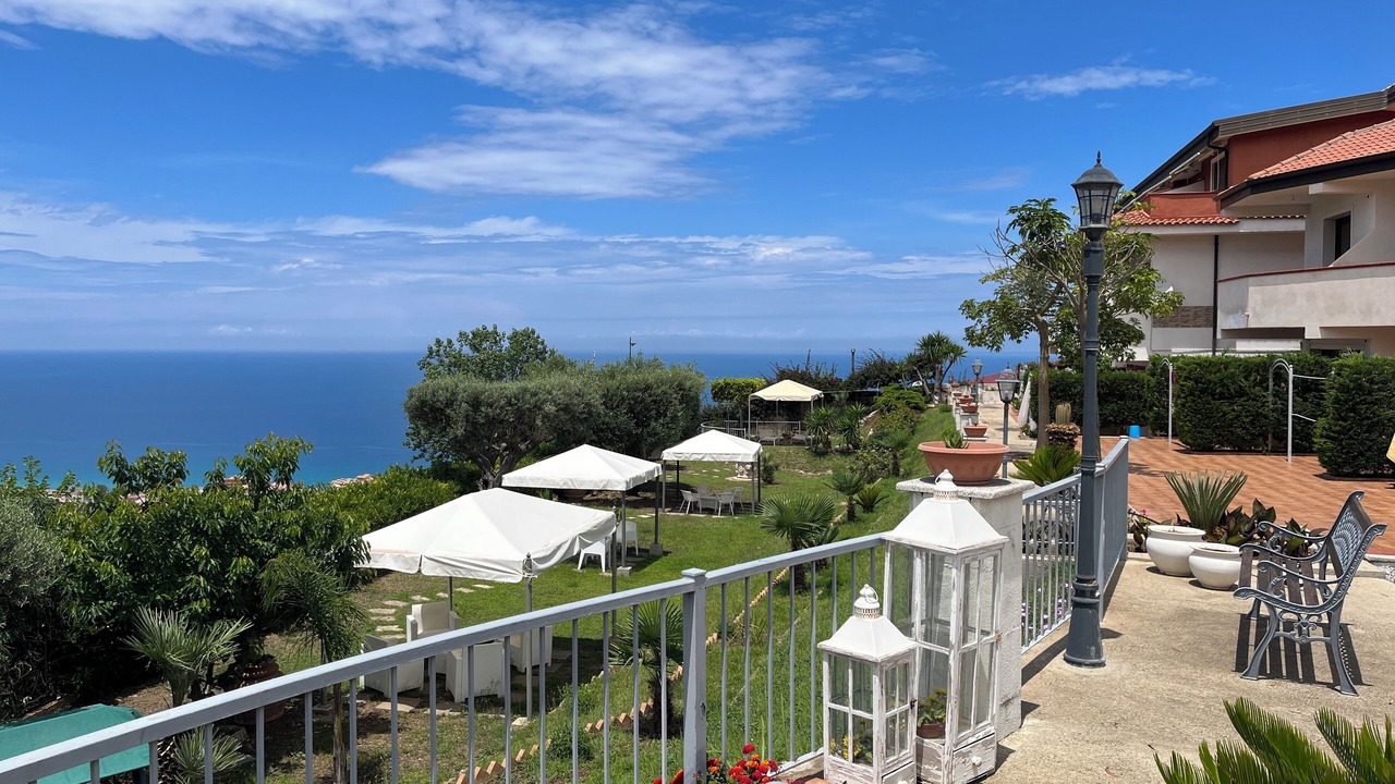 Photo of Patio Balcony in Drapia
