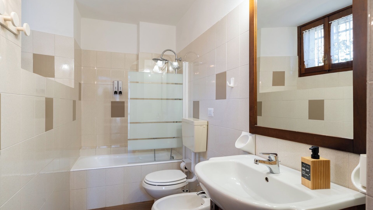 Photo of Bathroom in Cassina Valsassina