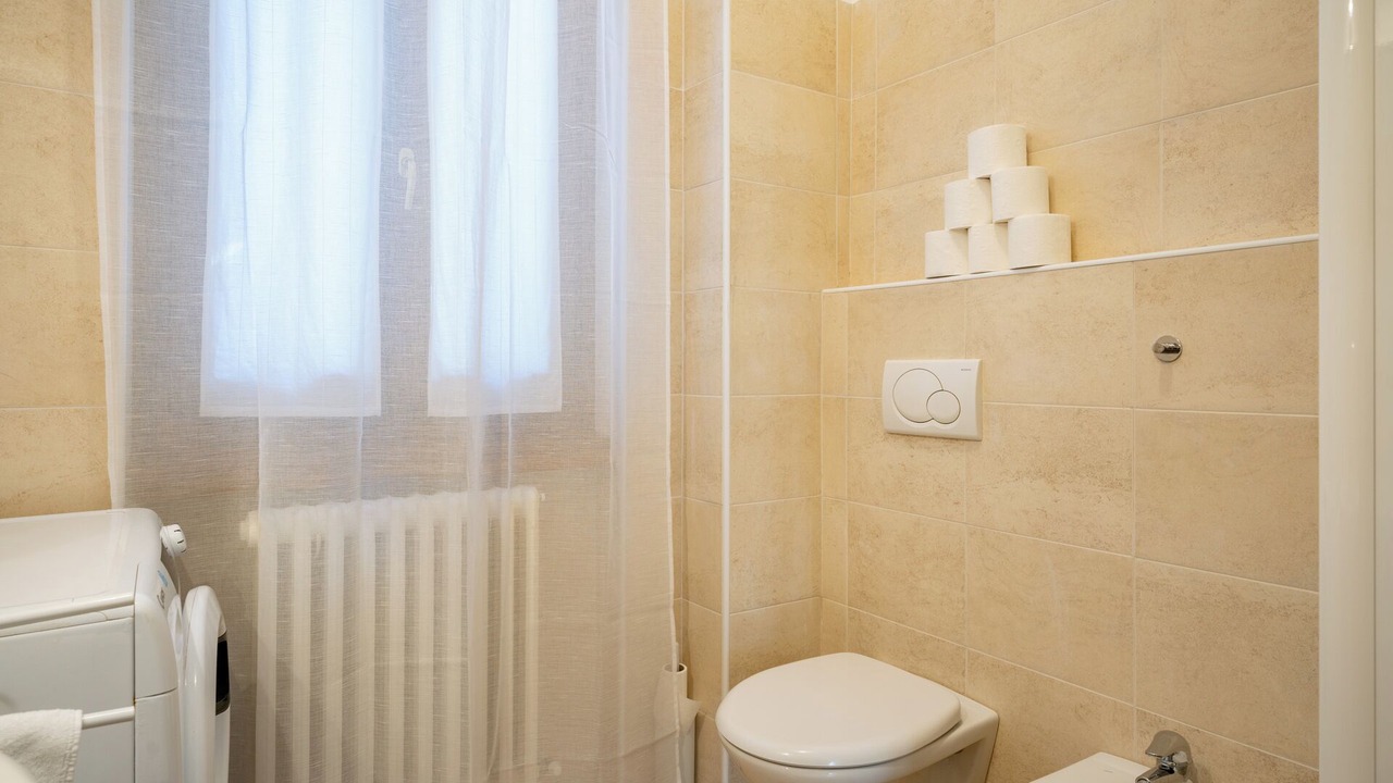 Photo of Bathroom in Introbio