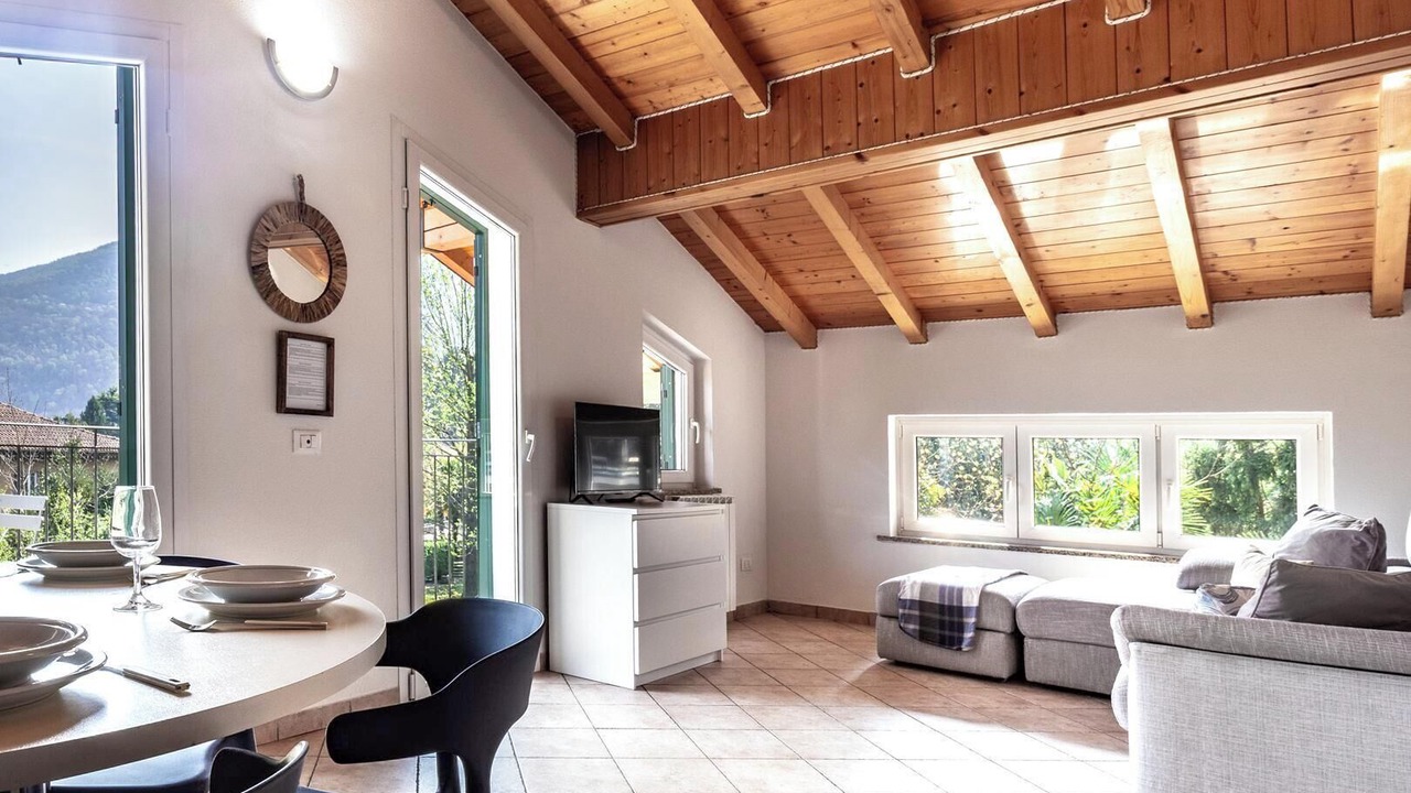 Photo of Livingroom in Brusimpiano
