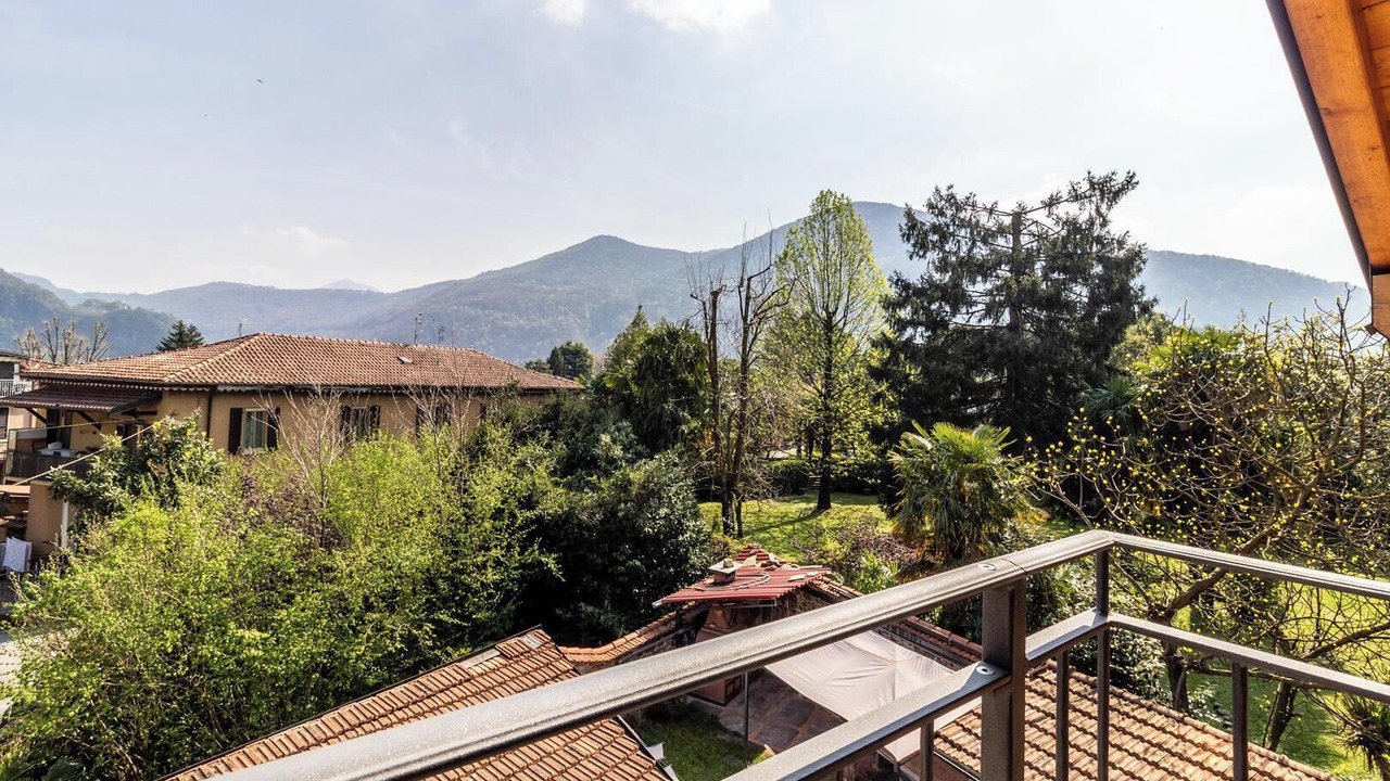 Photo of Outdoor in Brusimpiano