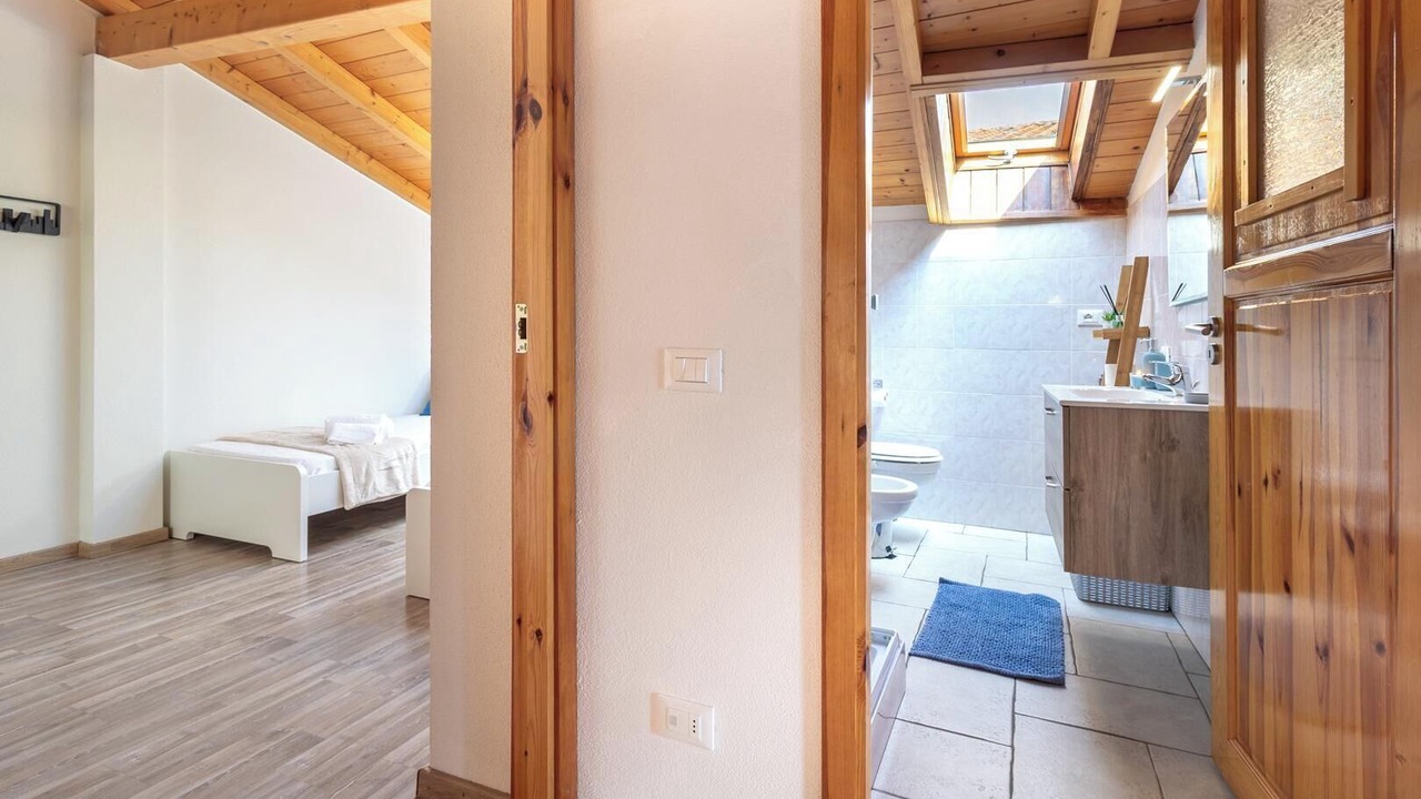 Photo of Bedroom in Brusimpiano