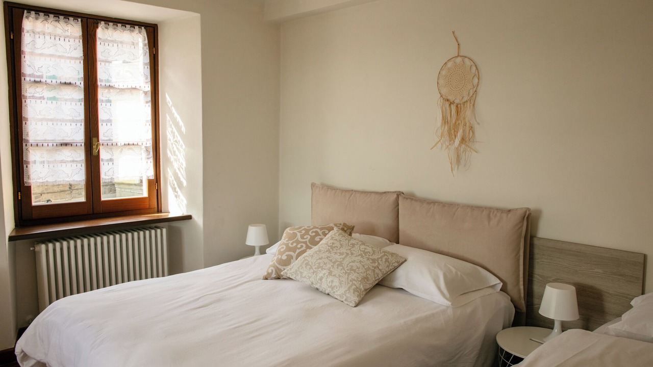 Photo of Bedroom in Bagnone