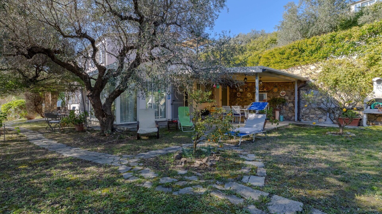Photo of Outdoor in Artallo