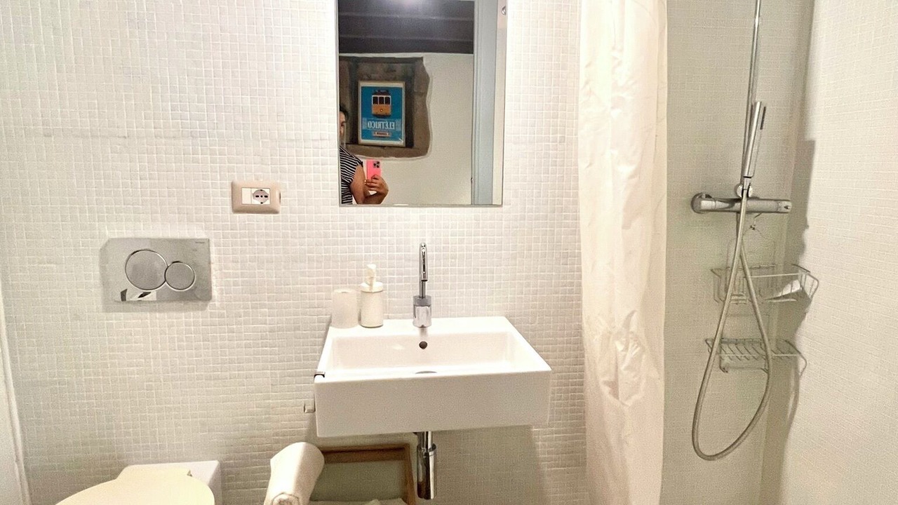 Photo of Bathroom in Bosa Historic Centre